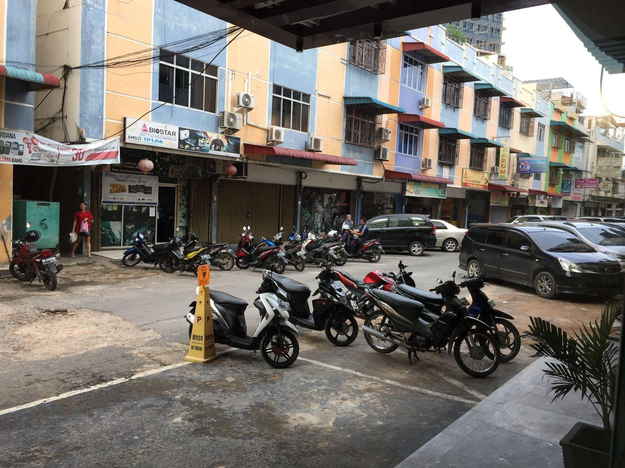 Eatern Hotel Batam Eksteriør bilde